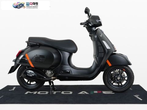 베스파 GTS 300 슈퍼스포츠 2025년식 [베스파공식]무료배송+카드무이자 ~16개월, 신형 GTS 300 슈퍼스포츠 - 무광블랙