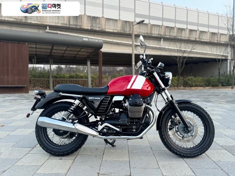 모토구찌 V7 Ⅱ 스페셜 ABS 2015년식 다산 모토겔러리 모토구찌 v7 스페셜 abs 2015년식판매 합니다.
