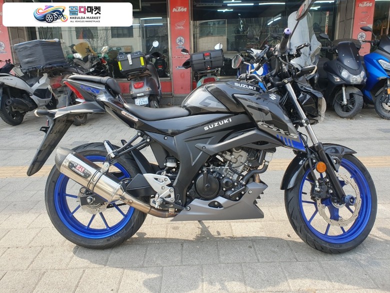 스즈끼 GSX S 125 ABS 2021년식 --천사바이크--요시무라머플러튜닝gsx-s125 무사고 깨끗한 바이크판매합니다.