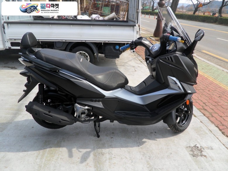 SYM 크루심 125 ABS 2022년식 SYM 크루심 알파 125 판매합니다.