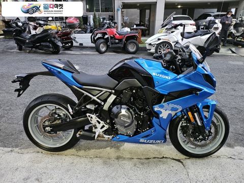 스즈끼 GSX 8 R 2024년식 스즈키 GSX-8R 24년식 판매합니다