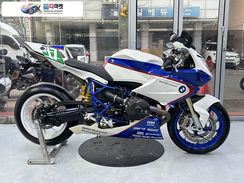 BMW HP2 스포츠 2010년식 1인신조 10년식 BMW HP2스포츠 100km주행 냉동차량 판매/대차
