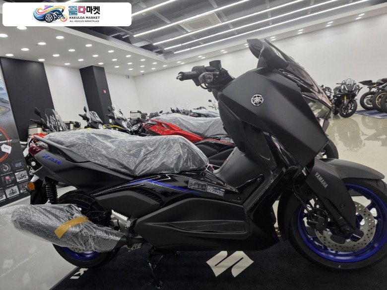 야마하 X 맥스 300 ABS 2025년식 -진주신평오토바이- -야마하 X-MAX 300 (ABS)- - 2025년식 신차- - 메탈검회색-