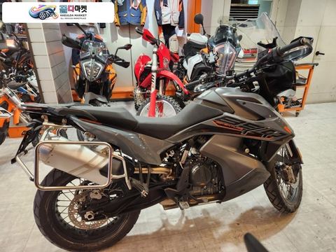 KTM 890 어드벤처 2022년식 22년식 890adv s 판매합니다.