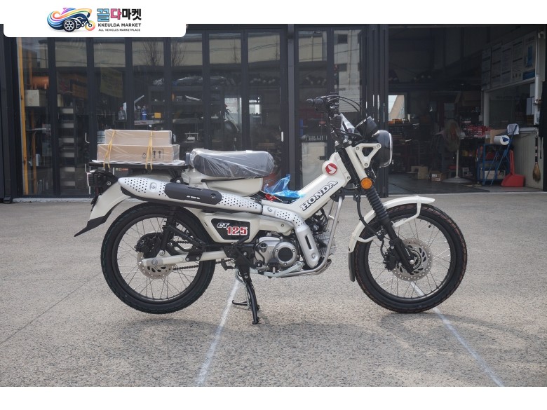 혼다 헌터커브 125 2025년식 [신차]혼다 HONDA 헌터커브 CT125 (베이지) 수입바이크전문 바이크랜드
