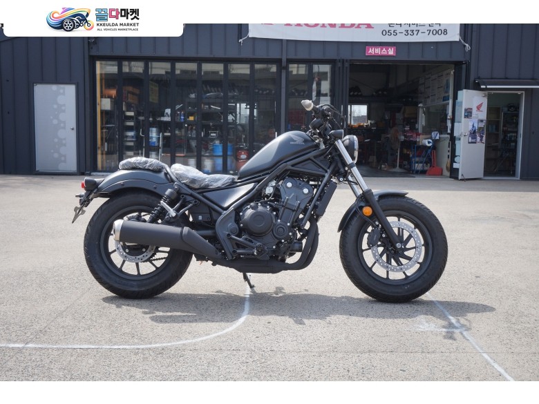 혼다 레블 500 2025년식 [신차]HONDA 혼다 2025년 혼다 레블500(맷블랙) 혼다모터사이클 김해점