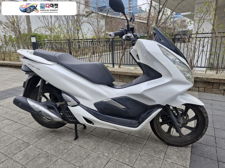 혼다 PCX 125 FI 2019년식 ▶▷드라이브애드/DB-091/ 혼다 / PCX /19년식/ 0.09만km(메다 교체) /중고 오토바이 판매◁◀