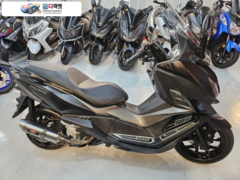 SYM 크루심 300 ABS 2021년식 SYM 크루심300 21년식 판매합니다