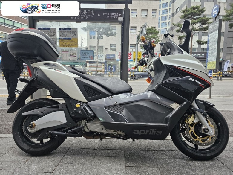 아프릴리아 SRV 850 2015년식 ▶ 아프릴리아 SRV850 / 할부,대차,캐피탈 가능 ◀
