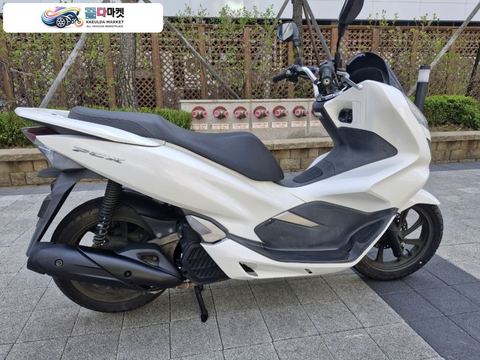 혼다 PCX 125 FI 2019년식 ▶▷드라이브애드/DB-095/ 혼다 / PCX /19년식/ 0.1만km(메다 교체) /중고 오토바이 판매◁◀
