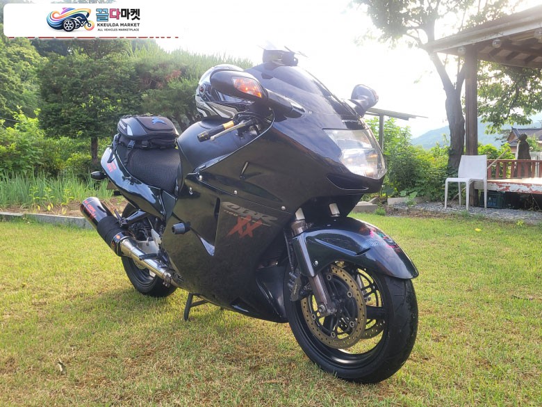 혼다 CBR 1100 XX 2000년식 혼다 CBR1100XX 신형 인젝션 타입 판매합니다.