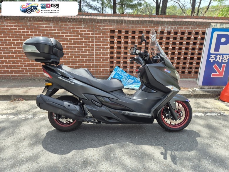 스즈끼 버그만 400 ABS 2019년식 19년식 버그만400팝니다.
