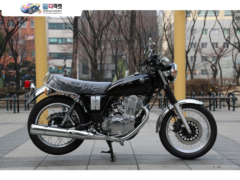 야마하 SR 400 2019년식 2019년식 야마하 SR400 일본 내수형 – 국내 유일 신차급 매물