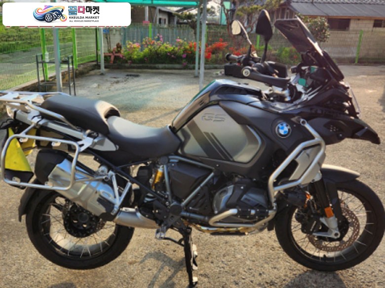 BMW R 1250 GS 어드벤처 2023년식 23년11월출고 BMW R1250GS ADV 판매합니다