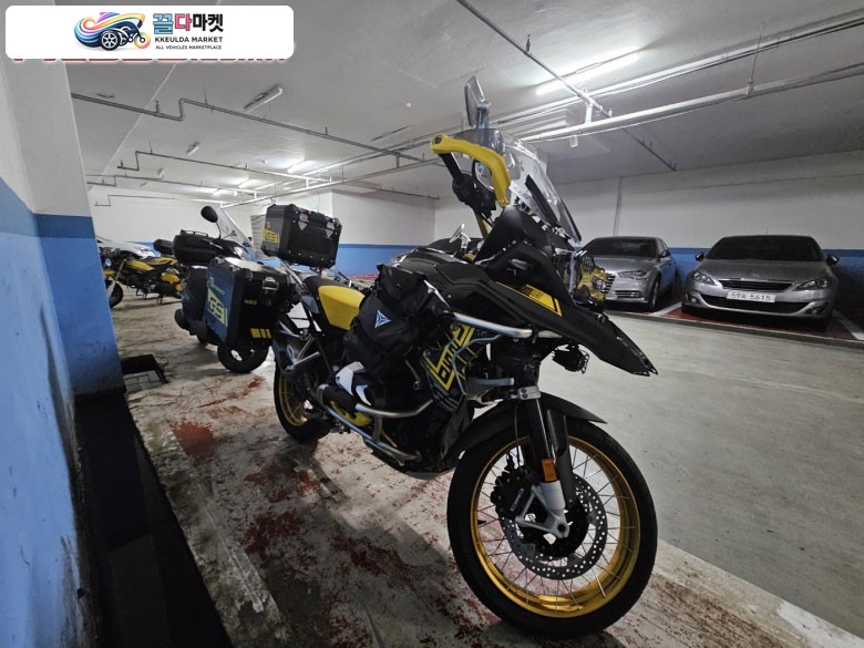 BMW R 1250 GS 2022년식 bmw r1250gs 719  풀옵션-아크라포빅 머플러(가격인하~)