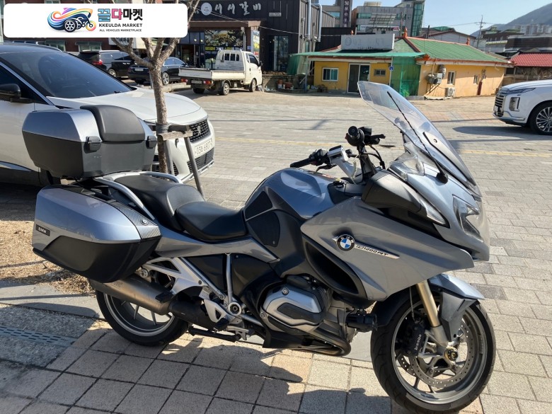 BMW R 1200 RT 2014년식 2014 BMW R1200RT 수냉식 판매합니다. 핸들튜닝, 아크라포빅 머플러, PPF 시공