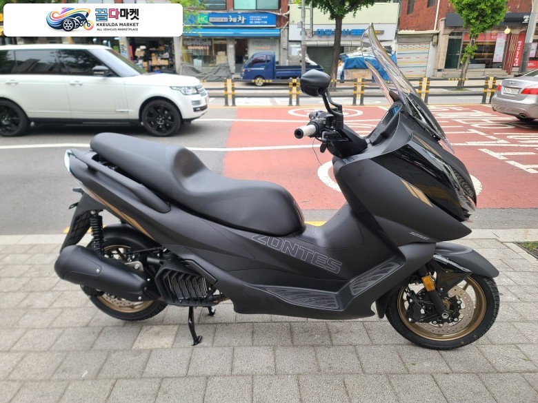 존테스 125  E 2025년식 유성바이크   전차종 매입가능   대차 가능  깔끔  합니다  필요하시면 전화주셔요