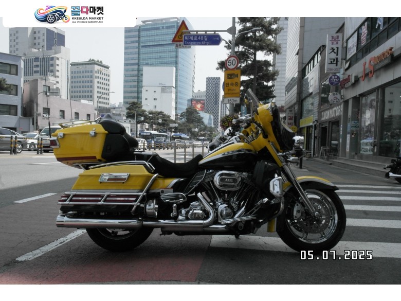 할리데이비슨 CVO 울트라 클래식 2012년식 할리  데이비슨 CVO 울트라클래식 판매합니다