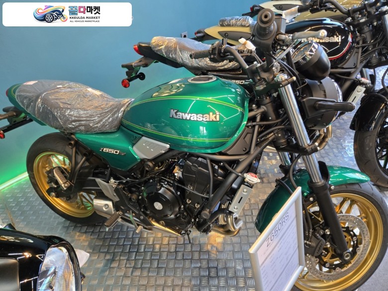 가와사키 Z 650 RS ABS 2023년식 [ 가와사키영등포 바이크랜드 / Z650RS 신차 프로모션으로 가격다운&다양한 옵션 무상제공/ 자세한건 방문해주셔야가능합니다 :> ]