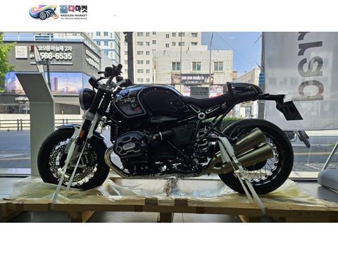 BMW R 나인 T 2023년식 소장가치 100% 100주년 신품 판매 합니다.