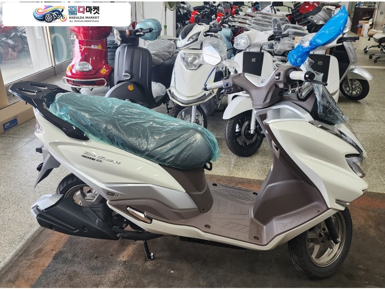 스즈끼 버그만 스트리트 125 EX 2024년식 24년식 버그만스트리트125 ex 판매합니다