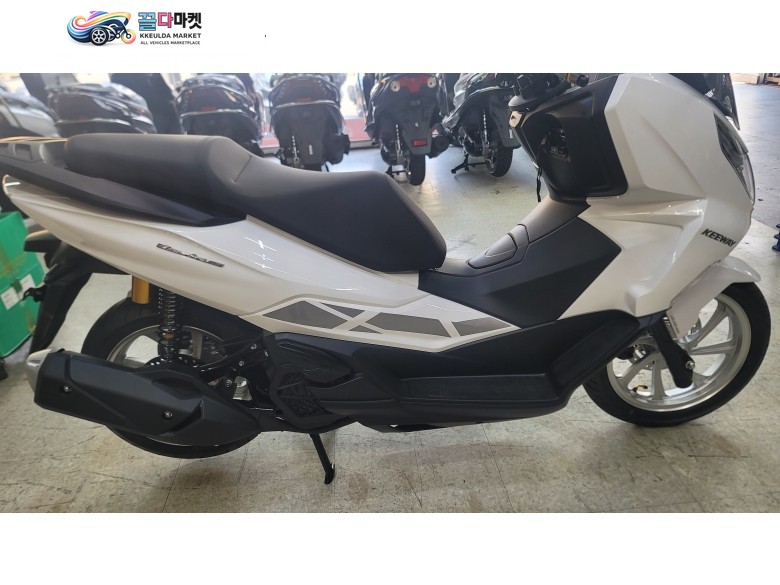 키웨이 비에스테 125 LX 2025년식 키웨이  비에스테125LX 신제품  판매합니다.