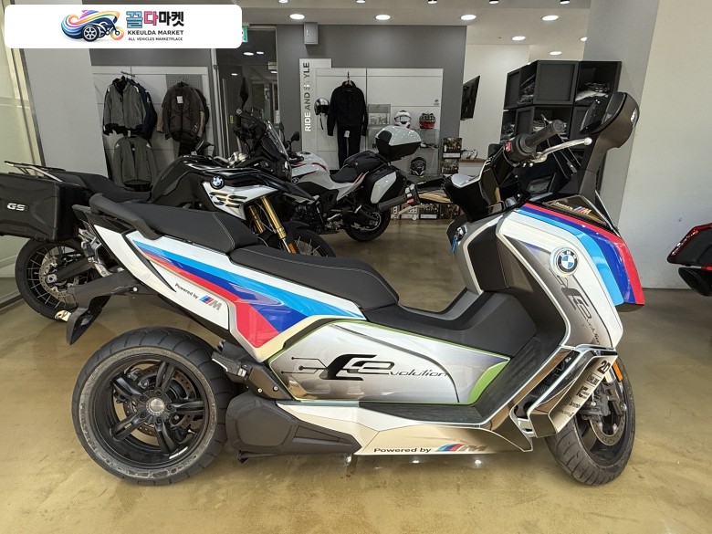BMW C 에볼루션 2017년식 BMW 전기 스쿠터 C 에볼루션