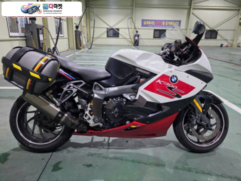 BMW K 1300 S 2014년식 BMW K1300S 스페셜칼라 가격인하