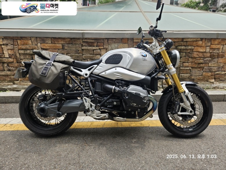 BMW R 나인 T 2016년식 1인소유 16년식 알나인티 재등록합니다.