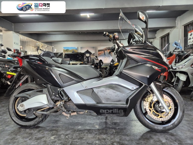 아프릴리아 SRV 850 2014년식 [세븐모터스]ㅡ바이크전차종매입ㅡ할리데이비슨ㅡBMWㅡ두카티ㅡ혼다ㅡ[전차종 매입가능]