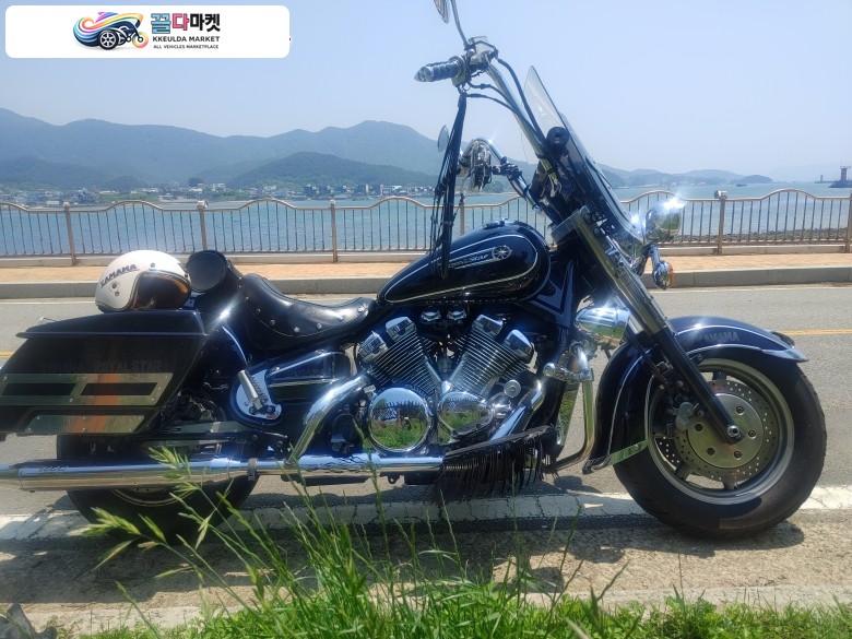 야마하 로얄스타 1300 1997년식 바이크입니다  로알스타1300