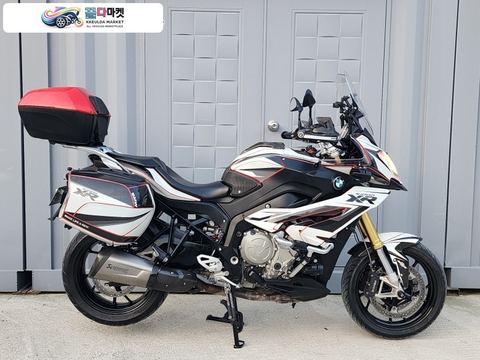 BMW S 1000 XR 2016년식 BMW S1000XR 아크라포빅 풀배기 삼박스 판매합니다.