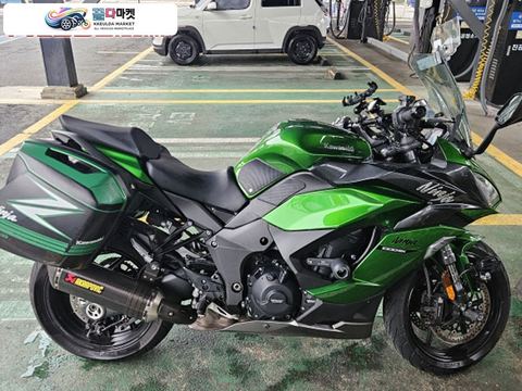 가와사키 닌자 1000 SX ABS 2020년식 가와사키 닌자1000 SX ABS 팝니다.