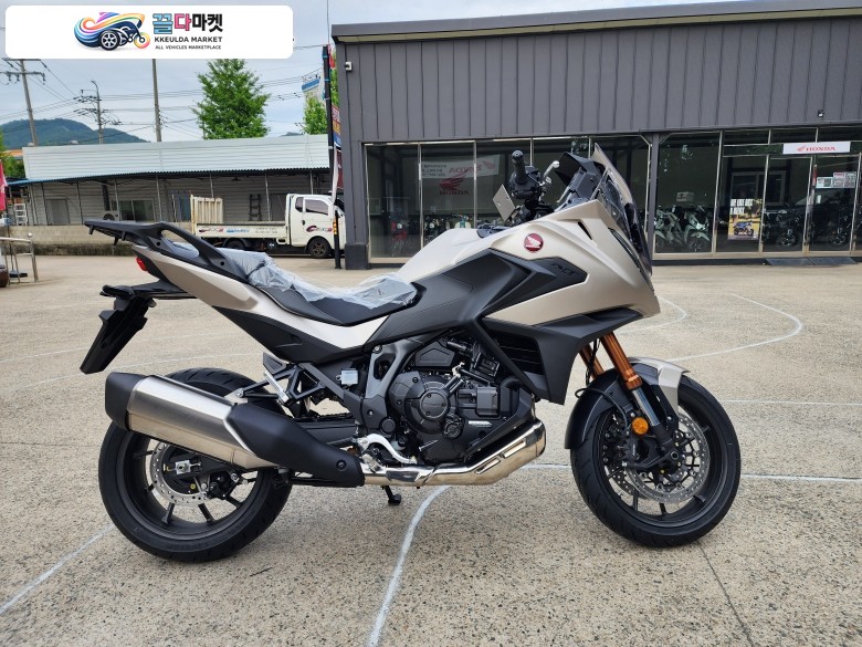 혼다 NT 1100 DCT 2025년식 [신차]HONDA 혼다 NT1100 2025년식 애쉬 입고! DCT