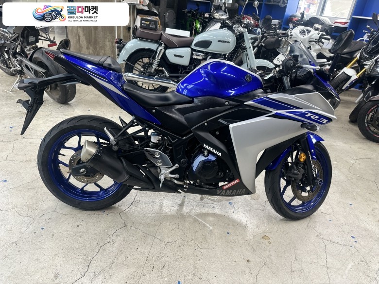 야마하 YZF R3 2016년식 쿼터대장 16년식 유로3 야마하 YZF-R3 낮은키로수 판매합니다! 400->350절충판매
