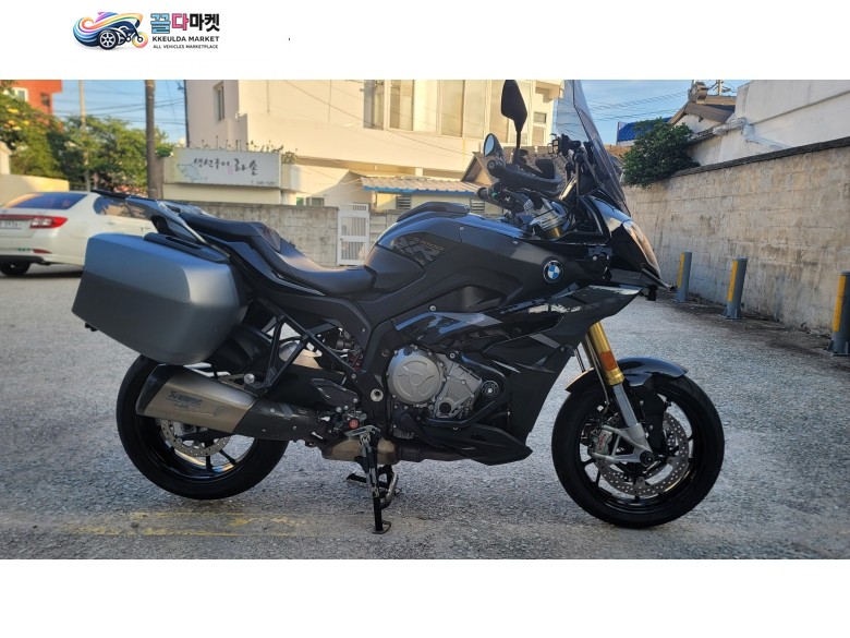 BMW S 1000 XR 2019년식 (가격다운)연식대비 키로수 짧고 깨끗한 BMW S1000XR 팝니다