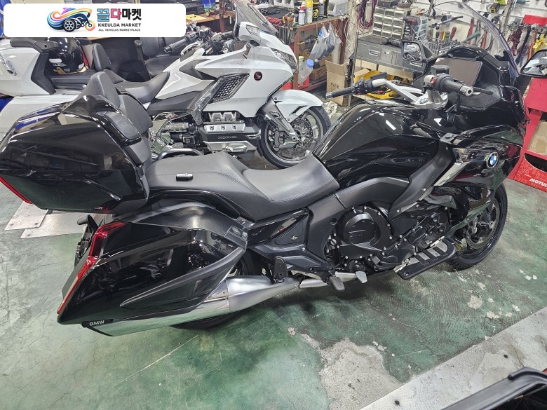 BMW K 1600 그랜드 아메리카 2022년식 깔끔한 1600그아 보고 가세요