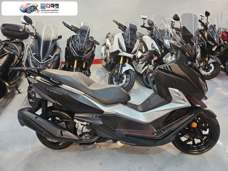 SYM 크루심 300 ABS 2019년식 SYM 크루심300 19년식 판매합니다