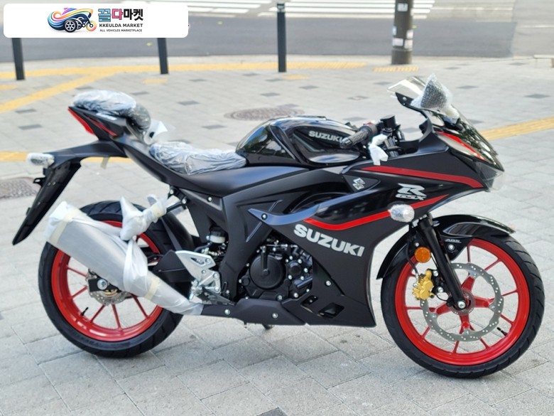 스즈끼 GSX R 125 ABS 2025년식 2025년 GSX_R125 블랙 신차!입문자용최고인기모델!카드12~22개월무이자상담!캐피탈환영!매입대차문의환영!