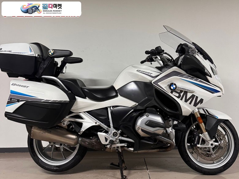 BMW R 1200 RT 2017년식 사용검사대행무료,무료배송 17년식 BMW R1200RT 화이트 4.7만키로 소모품올교체 풀옵션차량 가격인하 판매합니다.