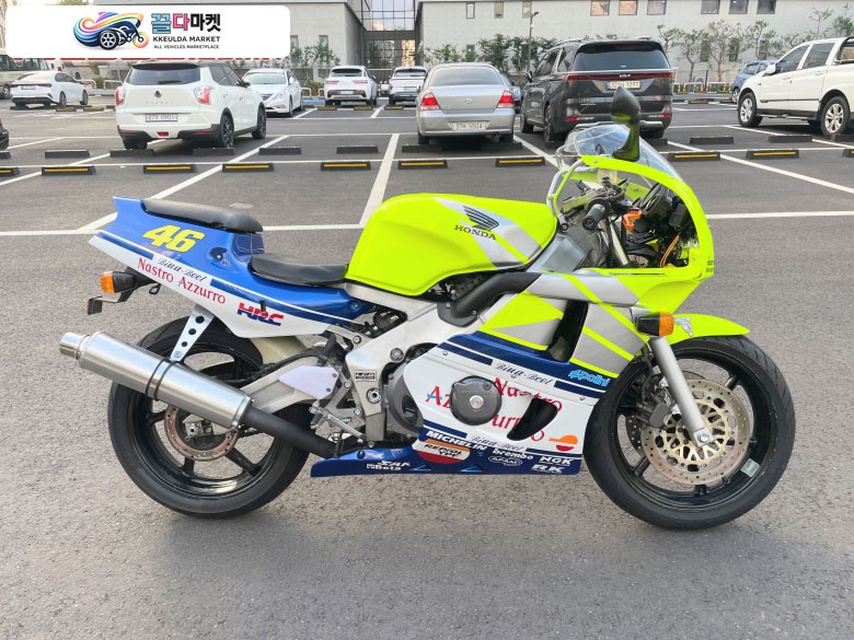 혼다 CBR 400 RR 1997년식 [복원내역 포함] 국내 한대밖에 없는 아쯔로 컬러 CBR400RR 입니다.