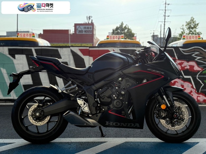 혼다 CBR 650 R E 클러치 2025년식 모토몰 - 부산최대 바이크용품점 / 혼다CBR650R e클러치 튜닝된바이크 신차출고 SN바이크