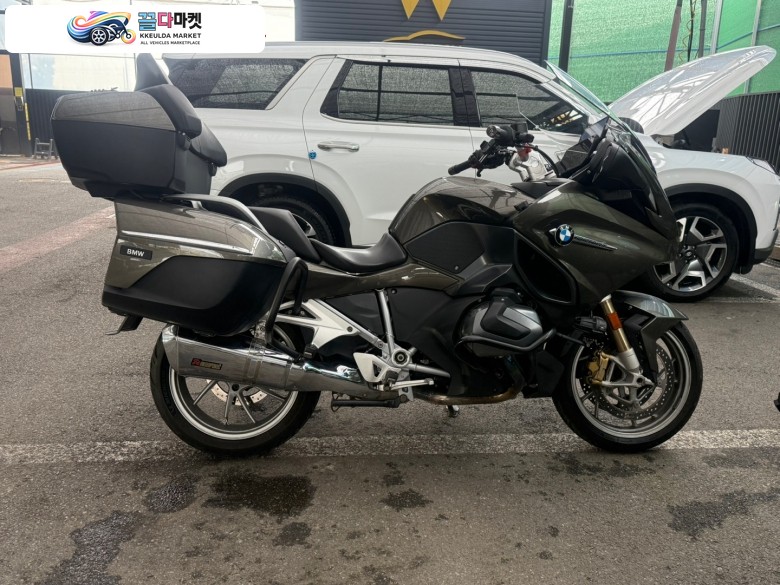 BMW R 1250 RT 2021년식 상태좋은 장거리위주 21년식 R1250RT 처분합니다.