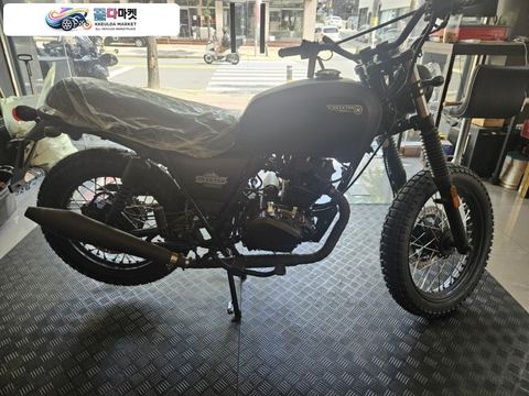 브릭스톤 펠스버그 125 XC 2024년식 (신차)브릭스톤 펠스버그 125 ABS