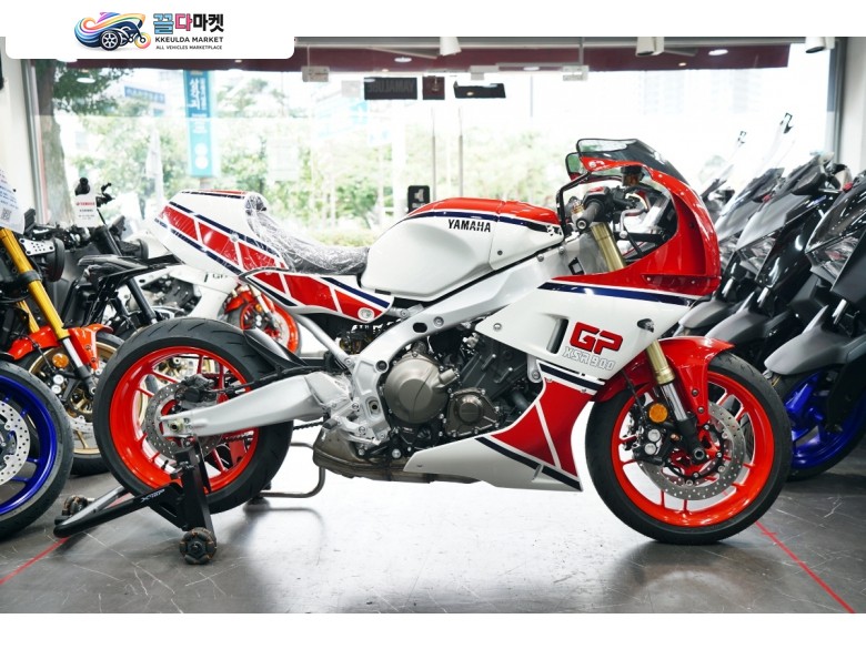 야마하 XSR 900 GP 2025년식 [야마하 용산점 모터맥스] XSR900GP / 초희귀 한정판 / 24개월 무이자 / 60개월 초장기 할부