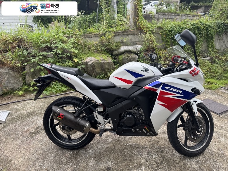 혼다 CBR 125 R 2016년식 CBR125R판매합니다