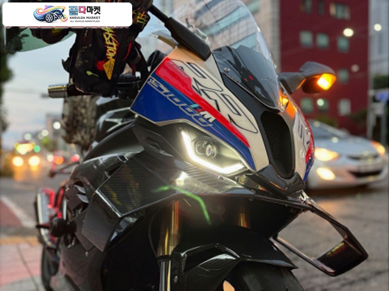 BMW S 1000 RR 2020년식 s1000rr m팩 팝니다