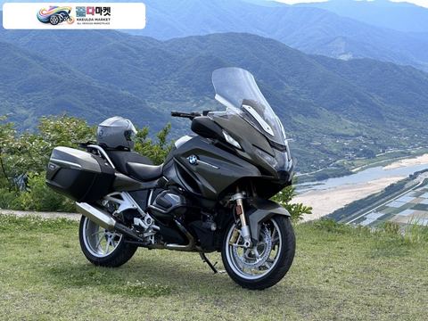 BMW R 1250 RT 2021년식 2021 R1250RT 엘레강스 판매 및 2022이후 티맥스와 대차 가능