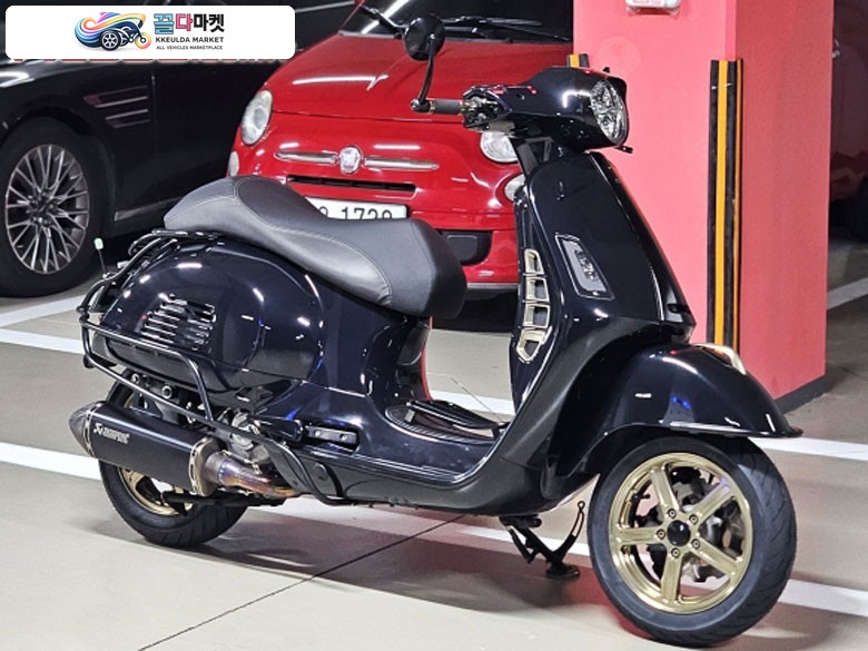 베스파 GTS 300 슈퍼테크 2020년식 Vespa GTS300 슈퍼테크 풀튜닝 !
