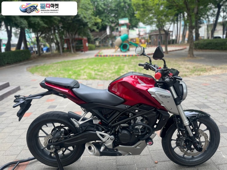 혼다 CB 125 R 2018년식 혼다 CB125R 19년형 판매합니다